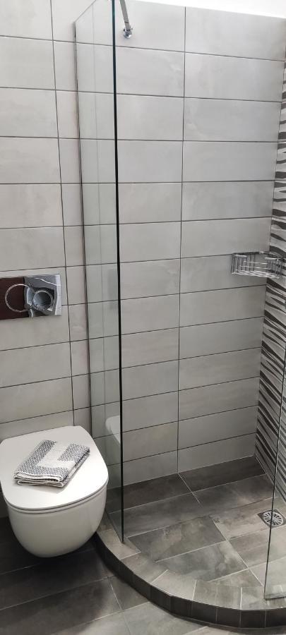 Ninemia Apartment Artemonas Екстериор снимка